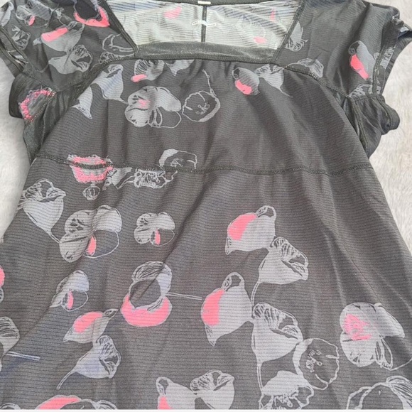 Lululemon Track Tech ∘₊✧ - Picture 4 of 8